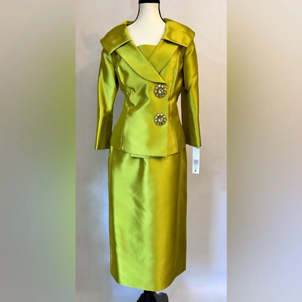 Lily & Taylor New York GORGEOUS LUXURY Women’s Suit 2 pcs Size 6 . Couture - Picture 1 of 17
